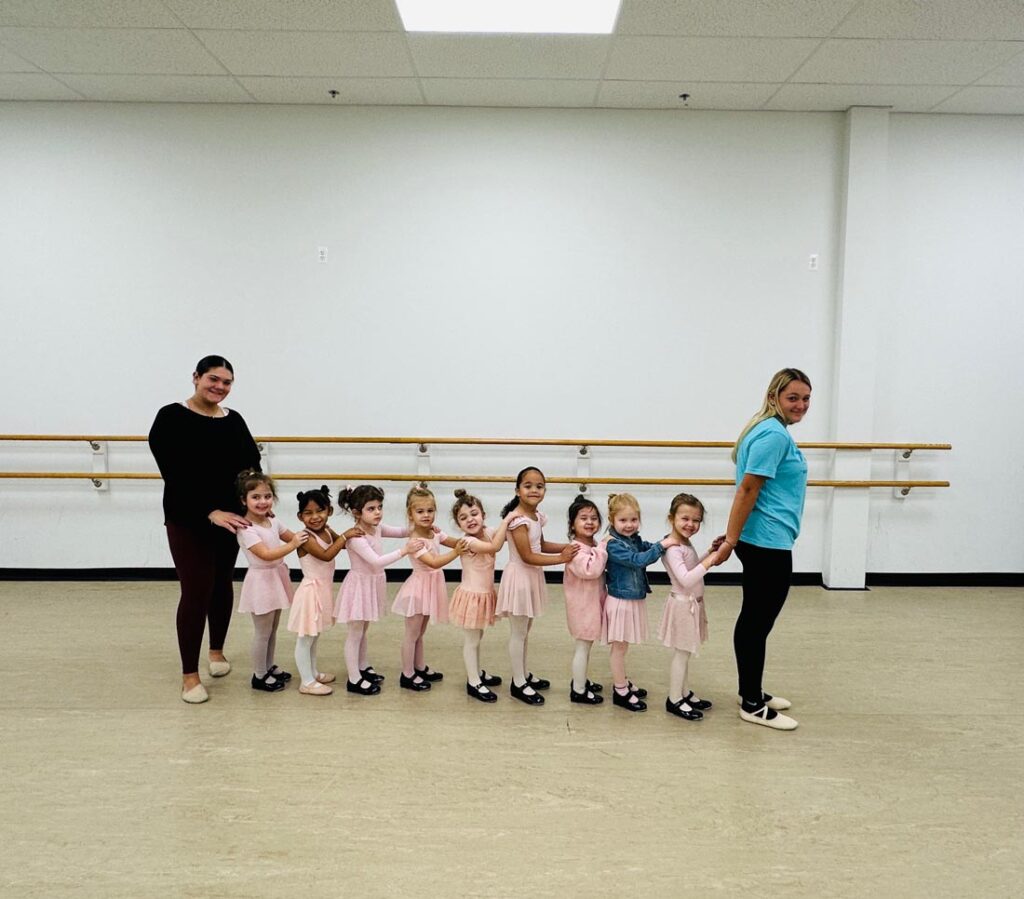 students from Ballet & Tap Classes for Pre-K to Kindergarten in Howell, New Jersey